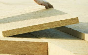 measuring Taobh A Ghlinne tapered insulation